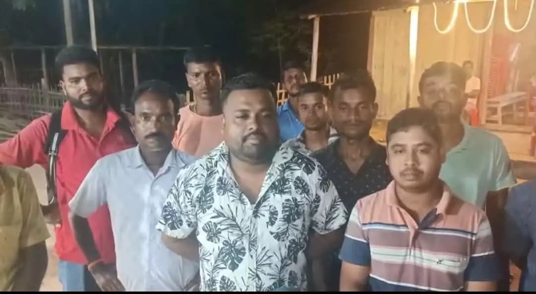 কুমারঘাট: কুমারঘাট সোনাইমুড়িতে ছাগলচুরির সময় যুবক অসীম ধরা, গ্যাং জড়িতের সন্দেহ