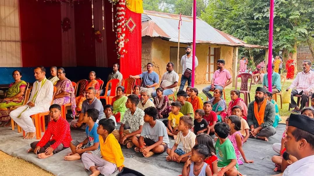 মোহনপুর: খয়েরপুরে RSS-এর ১০১তম বর্ষপূর্তি উদযাপনে অংশ নিলেন জেলা পরিষদের সভাপতি বিশ্বজিৎ শীল