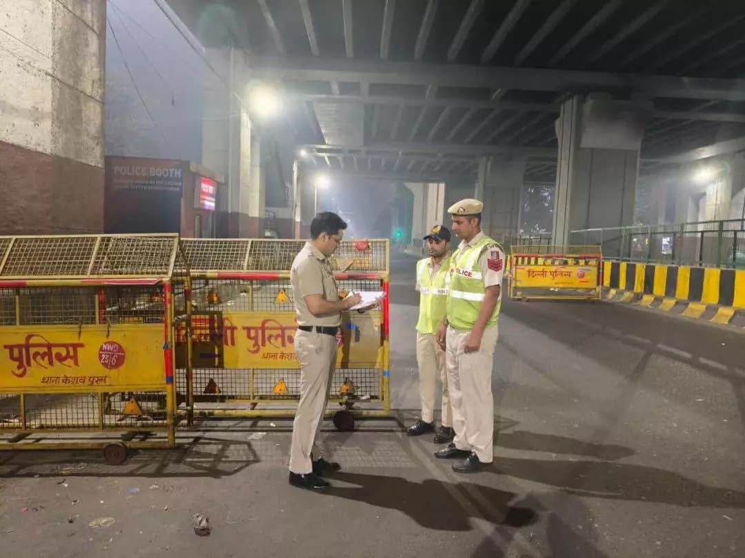 उत्तर-पश्चिम जिला पुलिस ने त्योहारों पर विशेष सुरक्षा बढ़ाई