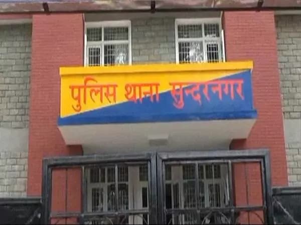 सुंदर नगर: सुंदरनगर में बाइक सवार युवक से 4.490 ग्राम चिट्टा बरामद