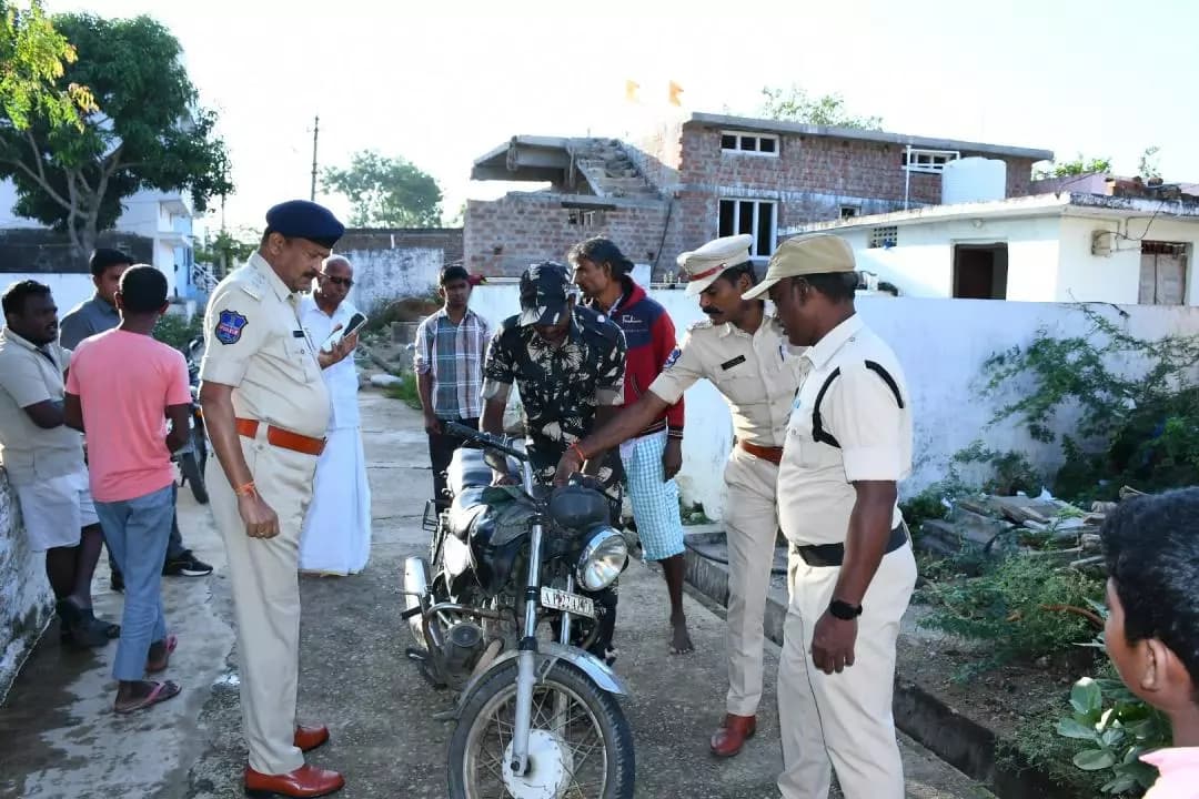 నారాయణపేట్: నారాయణపేటలో కార్డన్ అండ్ సెర్చ్: 41 వాహనాలు సీజ్
