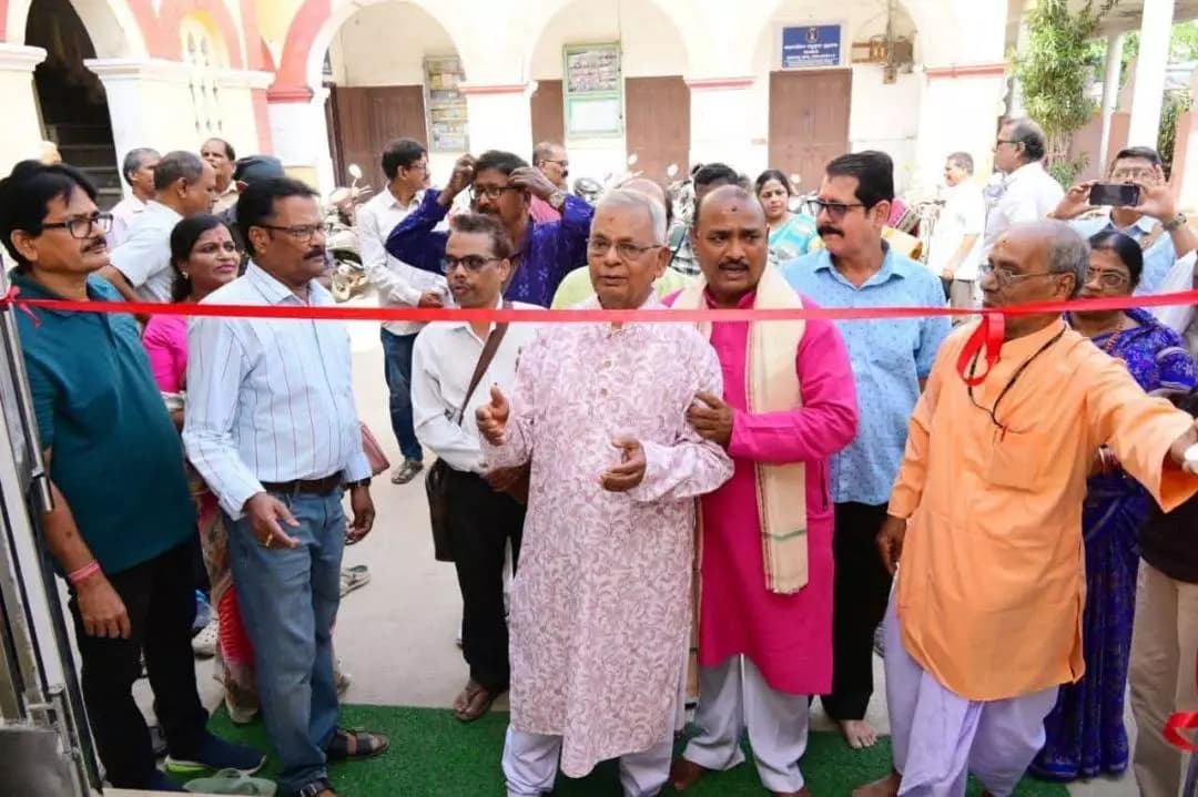 କଟକ ପୌରାଞ୍ଚଳ: କଟକରେ ଉତ୍କଳ ସାହିତ୍ୟ ସମାଜର ନୂତନ କାର୍ଯ୍ୟାଳୟ ଲୋକାର୍ପିତ