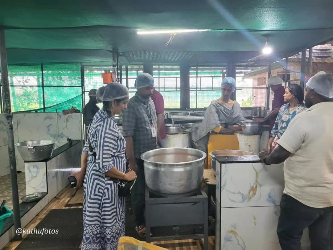 തിരുവനന്തപുരം: ഓപ്പറേഷൻ തെളിമ 2.0: 32 സ്ഥാപനങ്ങളുടെ ലൈസൻസ് റദ്ദാക്കി, 568 ലിറ്റർ എണ്ണ നശിപ്പിച്ചു