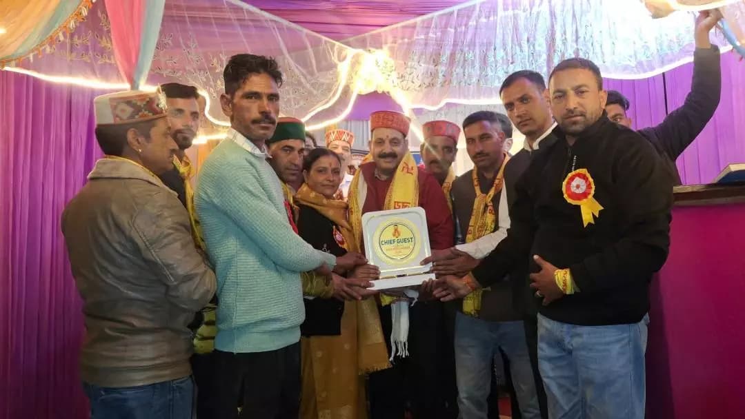 चम्बा: करियां वार्ड में मां काली जागरण का भव्य आयोजन, खेलकूद विजेताओं को भी सम्मान