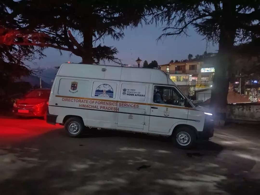 चम्बा: सलूणी में आत्महत्या मामले की जांच में फॉरेंसिक टीम ने जुटाए साक्ष्य