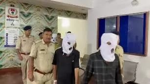 आदित्यपुर गम्हरिया: आदित्यपुर में रंगदारी मांगने के आरोप में 5 गिरफ्तार, पुलिस को चकमा देने की कोशिश नाकाम