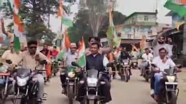 बगीचा: बगीचा में भाजपा कार्यकर्ताओं के साथ आम जन और स्कूली बच्चों ने निकाली तिरंगा यात्रा, बाइक में सवार युवाओं ने भी भाग लिया