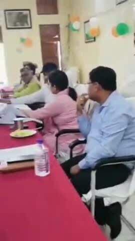बारा: बारा तहसील में समाधान दिवस पर उप जिलाधिकारी ने सुनी फरियादियों की समस्याएं, दिए निस्तारण के आदेश