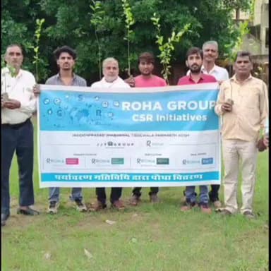 थानागाजी: रोहा ग्रुप के सहयोग से राष्ट्रीय पर्यावरण गतिविधियों के तहत थानागाजी में 5150 नींबू के पौधे वितरित किए गए