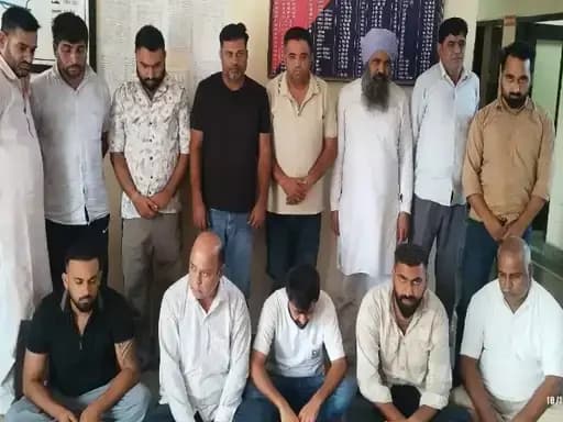 पदमपुर में स्पेशल टीम ने जुएं के खेल पर छापा, 13 जुआरी गिरफ्तार