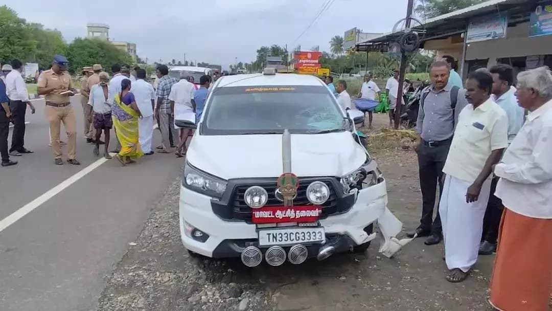 ஈரோடு: ஈரோட்டில் ஆட்சியர் கான்வாய் கார் மோதி விவசாயி பலி