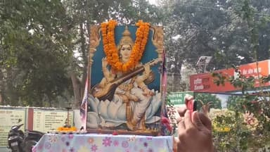 जगतपुर प्राथमिक विद्यालय में राजकीय महिला महाविद्यालय की शिक्षिका ने NSS में शामिल सभी बच्चों और शिक्षक गण को NSS के बारे में बताया।#100smart #1
