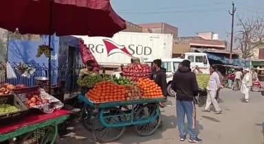 कैराना: कांधला में एसडीएम के आदेश पर पुलिस ने चलाया अतिक्रमण हटाओ अभियान #अतिक्रमण_हटाओ_अभियान