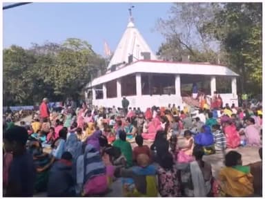 बेरमो: #BERMO_TODAY_NEWS
गांधीनगर काली मंदिर में वार्षिक पूजा संपन्न
पूजनोपरांत दरिद्रनारायण महाभण्डारा का किया गया भव्य आयोजन