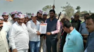 कोरांव: कोरांव के बढ़वारी में तहसील प्रसाशन पर भूमि पैमाइस के नाम पर समाजसेवियों ने लगाया लीपापोती का आरोप #आरोप #सरदार_पटेल