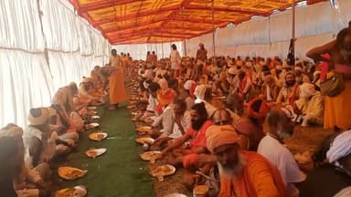चाचौड़ा: रामानंद संत आश्रम पर आयोजित भंडारे में लगभग 70,000 श्रद्धालुओं ने ग्रहण किया प्रसाद #श्रीराम_कथा