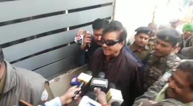 नगड़ी: रांची के रिम्स में भर्ती लालू यादव से मिलने पहुंचे पटना के पूर्व सांसद शत्रुघ्न सिन्हा #लालू_यादव #शत्रुघ्न_सिन्हा
