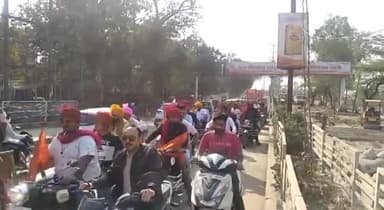 हुज़ूर: रीवा शहर में शिव बारात आयोजन समिति द्वारा आज नगर में भोले बाबा की रैली निकाली गई।#भोलेबाबा#की#रैली#