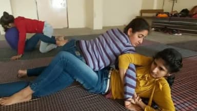 थानेसर: यूआईईटी संस्थान की छात्राओं ने सीखे ग्राउंड सेल्फ डिफेंस सहित आत्मरक्षा के गुर #सेल्फ_डिफेंस