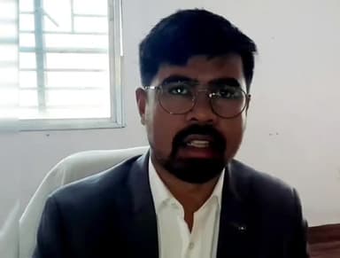 गढ़वा: गढ़वा डीडीसी नमन प्रियेश लकड़ा ने पूर्व वितीय वर्ष की सभी योजनाओं को किया रद्द,बीडीओ को शख्ती से पालन करने का निर्देश।#योजना#रद्द