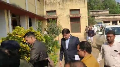 गोंडा: यूपी बोर्ड के परीक्षा केंद्रों का निरीक्षण करने गोंडा पहुंचे उप मुख्यमंत्री दिनेश शर्मा #परीक्षा #निरीक्षण #दिनेश_शर्मा
