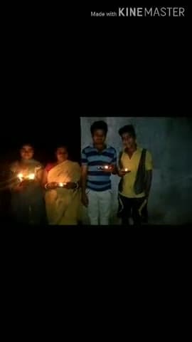 कोडरमा: दिया जलते हुए अपने पूरे परिवार के साथ #दीवाली ##लाॅक_डाउन #कोरोना#लाॅक_डाउन