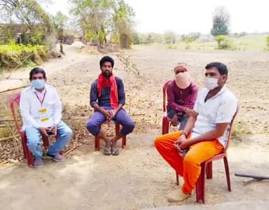तेंदूखेड़ा: पिपरवानी गांव में बजरंग दल द्वारा बनाई गई चेक पोस्ट, बाहर से आए हुए लोगों को भेजा वापिस #चेक_पोस्ट #बजरंग_दल