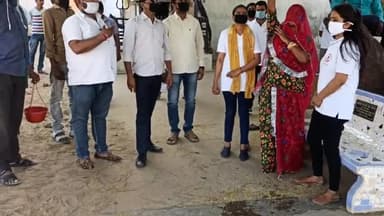 सायला: सायला में पंचायती राज दिवस के उपलक्ष में सरपंच रजनी कंवर ने पक्षियों के लिए लगाए परिंडे #पंचायतीराज_दिवस #परिंडे #सरपंच