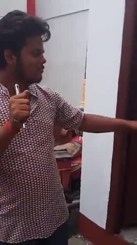 बक्सर: हमारे घर में लॉकडाउन के टाइम मे देखिये कितने कीड़े मकोड़े। रिपोर्टर_ श्रवन कुमार( मिटा ) के साथ । 🙄😲#lockdown_time .
