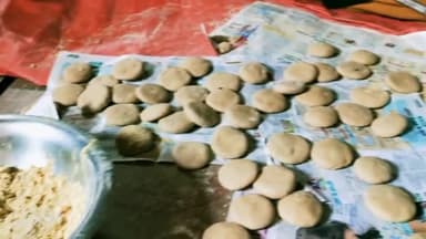 नबीनगर: ग्राम कोरिडिह के नवयुवक लोग सभी मजदूर प्रवासियों के लिए भोजन का व्यवस्था किया#newsnetworkhr