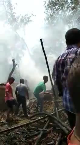 गोंडा: ग्राम रैगाव कोतवाली #इटियाथोक #
गोंडा के मद्दी यादव और गुल्लाहे के घर पर लगभग 1:00 बजे भीषण आग लग गया ।###