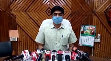 सहारनपुर: -सहारनपुर जिला डीएम अखिलेश सिंह दी जानकारी दल की दस्तक से जिले में हड़कंप फसलों को बर्बाद करने की #saharanpur #chilkana