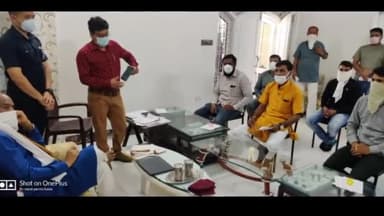 पीपलदा: इटावा नगर के भाजपाइयों ने लोकसभा अध्यक्ष ओम बिरला से मिलकर बताई क्षेत्र के किसानों की समस्याएं #ओम_बिरला #बीजेपी