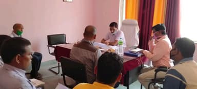 प्रतापपुर: प्रतापपुर में DRDA डायरेक्टर ने मनरेगा योजनाओं में गति देने के लिए कर्मियों के साथ की बैठक #मनरेगा #drda