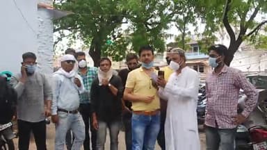 मंदसौर: मुस्लिम समाज के नोवज़वानो द्वरा दिया गया ज्ञापन । अमिषदेवगन के खिलाफ हो कारवाही ,अमिषदेवगन ने दिया विवादित बयान।#mandsur