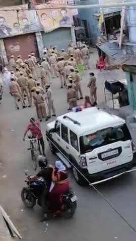 बिल्सी: #पुलिसअधीक्षक
महोदय जी ने बदायूं में दौरा किया।
#BADAUN
#up24