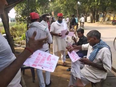सपा नेता वारिस अली अंसारी ने चलाया लगातार कई दिनों से जागरूकता अभियान एव मास्क वितरण
#golagokarannath 