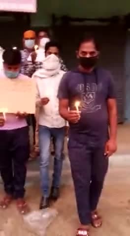 लखीमपुर: कानपुर में शहीद हुए 8 पुलिसकर्मियों को श्रद्धांजलि देते भारत जनशक्ति पार्टी के कार्यकर्ता#sadulpurnews #sabarimala