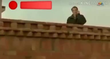 सिवान: बिहार में ऐसी कौन सी चीज है जो दिखाई कहीं नहीं देती, पर मिलती सभी जगह है...
#नितीश_सरकार
#तेजस्वी_यादव