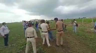 ग्वालियर गिर्द: गुना कलेक्टर और एसपी हटाए गए,दलित किसान दंपति से मारपीट की होगी जांच
#shivrajsinghchouchan #jyotiradityascindia #guna