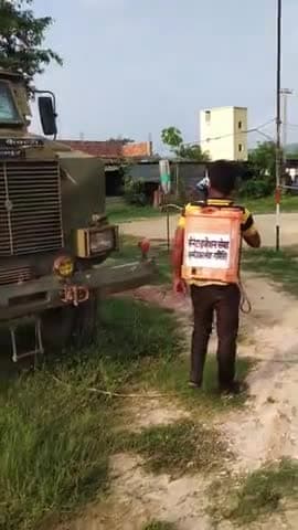 कोरोना वायरस के बढ़ते प्रकोप को देखते हुए बसुआचक एसटीएफ कैम्प को किया गया सैनिटाइज#IndiaFightsCorona
#अम्बेडकर_सेवा_समिति