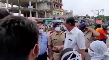 एम्स पटना में 800 नर्सिंग स्टाफ ने आउटसोर्स पर रोक,समान काम समान वेतन,सहित 6 सूत्री मांग पर हड़ताल शुरू किया है। #ऐक्टू