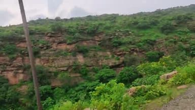 रॉबर्ट्सगंज: बरसत के मौसम में कुछ पल अपनो के साथ।।
#किसी की #मजबूरी 😌का....#मजाक 😂 ना ❌बनाओ #यारों, 👬👫#ज़िन्दगी कभी #मौका 😊 द।