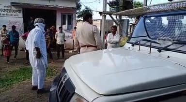 धार: Dhar pipliya mey 3 uvak chori karne aaye usme sey ek chor pakdaa gyaa #chori #viral_lockdown_4 #dhar @polimer @reportar1