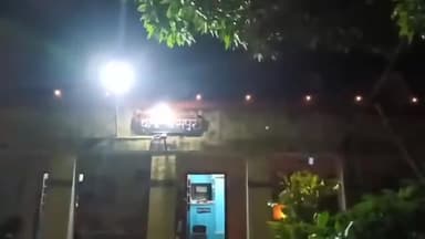 करनैलगंज: अयोध्या में राम मंदिर के भूमि पूजन को लेकर परसपुर थाने में जलाए गए दीपक #श्रीराम_जन्मभूमि