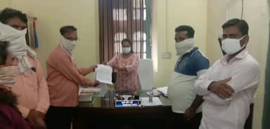 मनासा: प्रांतीय शिक्षक संघ ब्लॉक मनासा ने तहसीलदार को सौंपा मुख्यमंत्री के नाम संबोधित ज्ञापन, रखी विभिन्न मांगें #शिक्षक_संघ