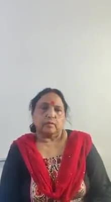 शारदा सिन्हा के निधन की उड़ी अफवाह, वीडियो साझा कर लोक गायिका बोली- 'मैं ठीक हूं'..
#शारदा_सिन्हा