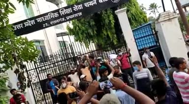 #9september9baje ताली थाली घंटी बजाओ, सोए हुए सरकार को जगाओ।
बेरोज़गारी के खिलाफ युवाओं का #hallabol
@yuvahallabol