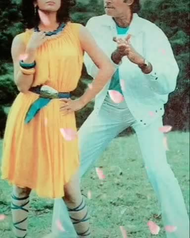 मल्हारगढ़: #बॉलीवुड #महानायक #अमिताभ_बच्चन #meenakshiseshadri #वायरल #viral #mumbai #wednesdaywisdom #uttarpradesh #भारत