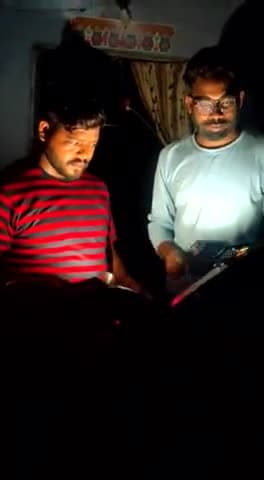 बेरोजगारी दिवस मनाते कांग्रेसी कार्यकर्ता।।।।।।
#national_unemployment_day